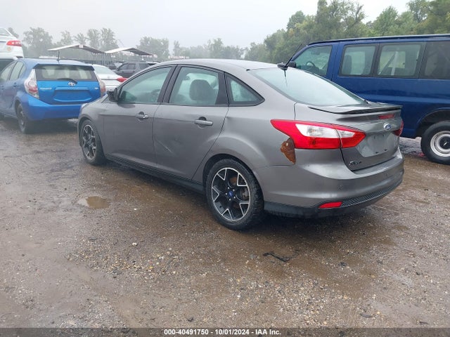 Ford FOCUS SE 2014 1FADP3F25EL141570 Image 3