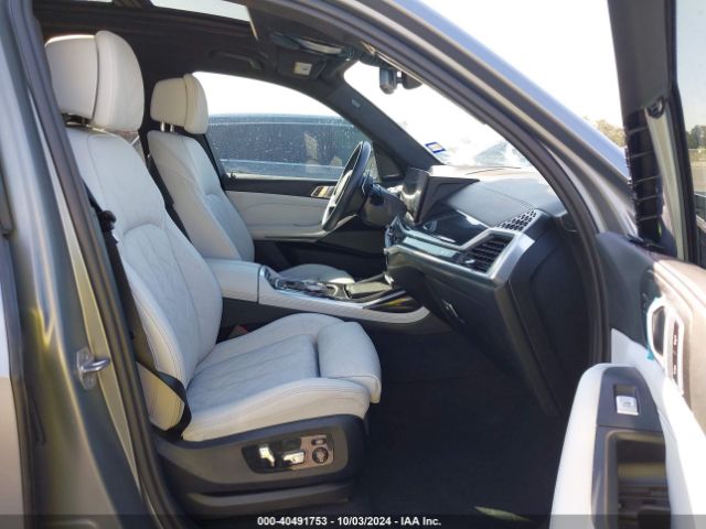 5UX23EM00P9P92033 BMW X7 Xdrive40i