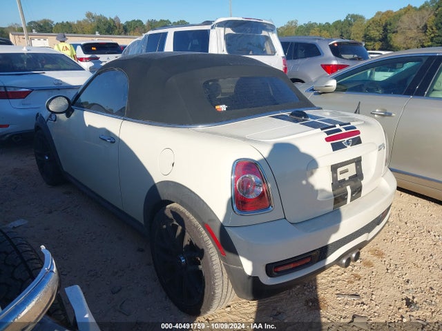 2013 MINI ROADSTER WMWSY3C52DT593534 Photo 2