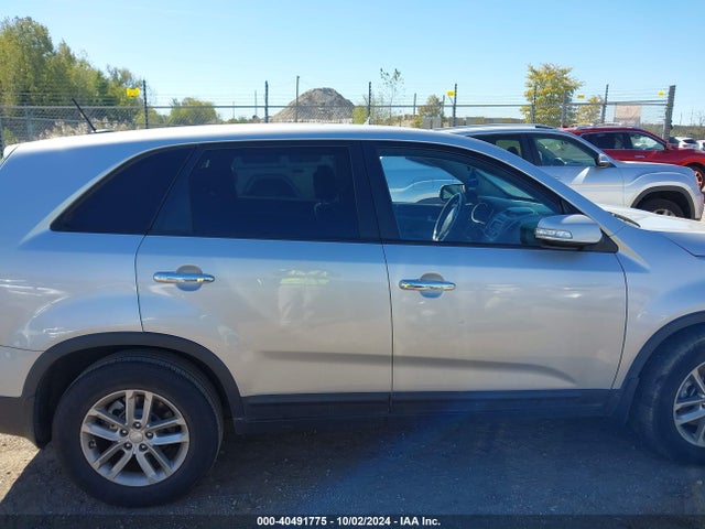 KIA SORENTO LX 2015 5XYKT3A65FG612895 Image 13