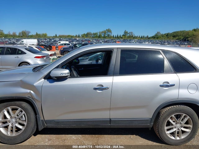 KIA SORENTO LX 2015 5XYKT3A65FG612895 Image 14