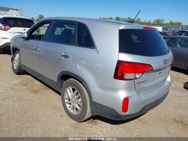 KIA SORENTO LX 2015 5XYKT3A65FG612895 Image 3