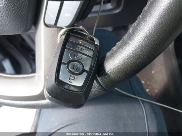 1FMJU1JT8KEA24457 Ford Expedition Xlt