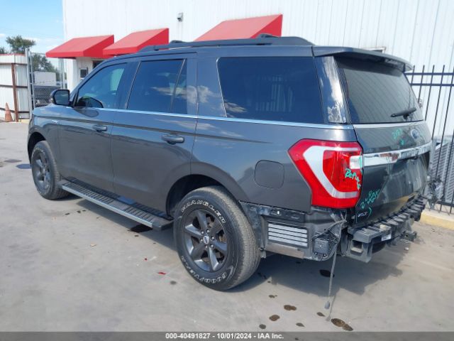 1FMJU1JT8KEA24457 Ford Expedition Xlt