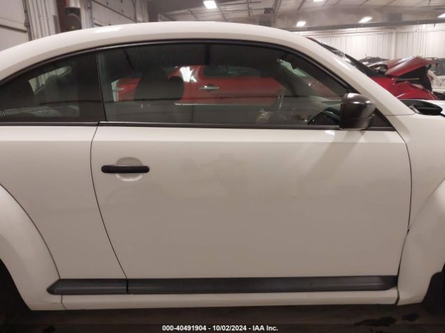 3VWF17ATXGM607309 Volkswagen Beetle 1.8t S