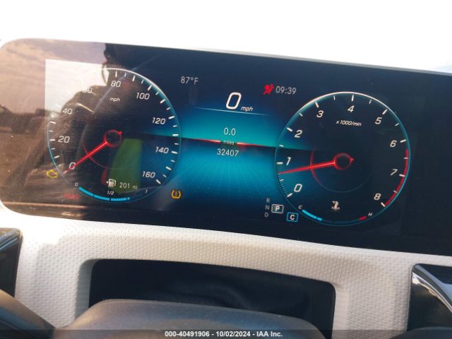 WDD3G4EB7KW001954 Mercedes-Benz A 220