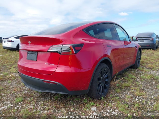 2023 TESLA MODEL Y 7SAYGDEE1PA206868 Photo 3