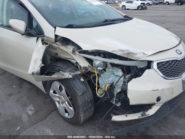 KIA FORTE LX 2015 KNAFK4A62F5372639 Image 6