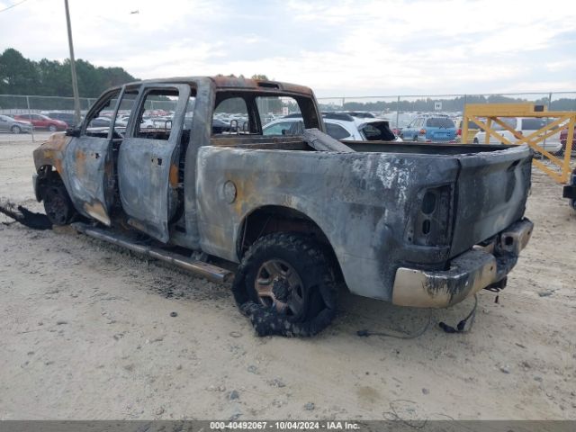 3C6UR5CLXHG726568 RAM 2500 Tradesman  4x4 6'4 Box