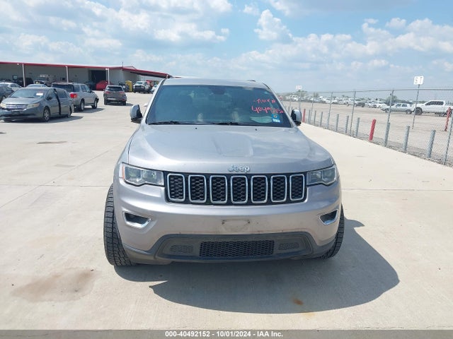 1C4RJEAG1HC609346 Jeep Grand Cherokee Laredo 4x2