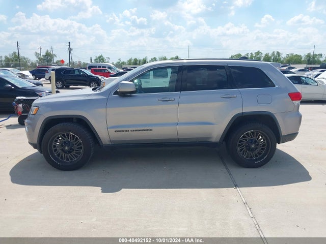 1C4RJEAG1HC609346 Jeep Grand Cherokee Laredo 4x2