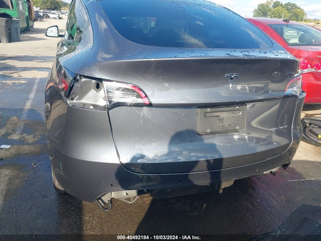 2020 TESLA MODEL Y 5YJYGDEE7LF049728 Photo 5
