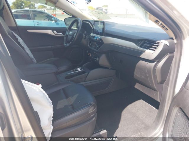 1FMCU0H66LUA22300 Ford ESCAPE SEL