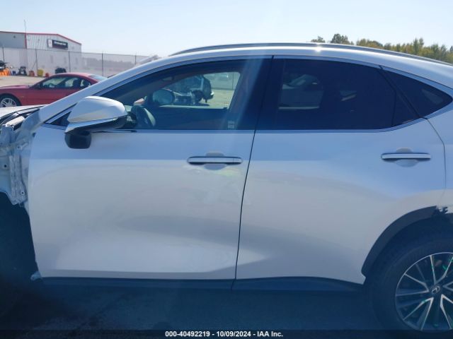 2T2AKCEZ7RC030229 Lexus NX 350H