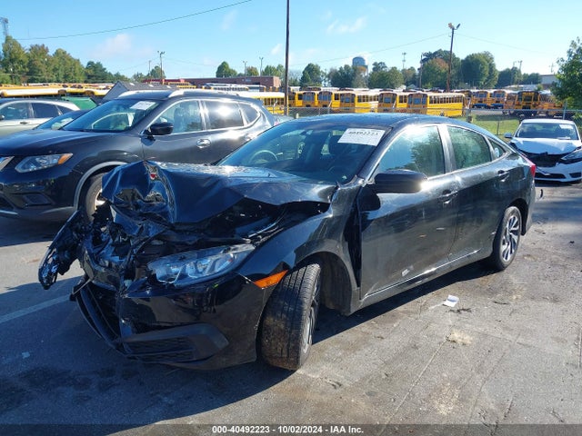Honda CIVIC EX 2018 2HGFC2F70JH606284 Image 2