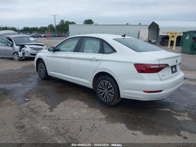 3VWN57BUXMM103894 Volkswagen Jetta 1.4t R-line/1.4t S
