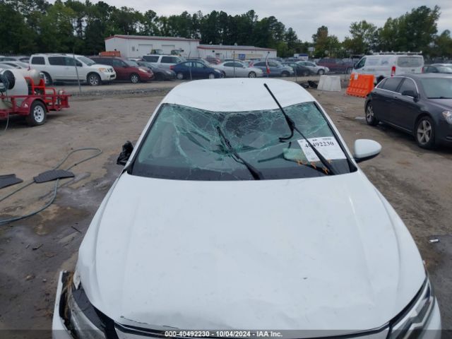 3VWN57BUXMM103894 Volkswagen Jetta 1.4t R-line/1.4t S
