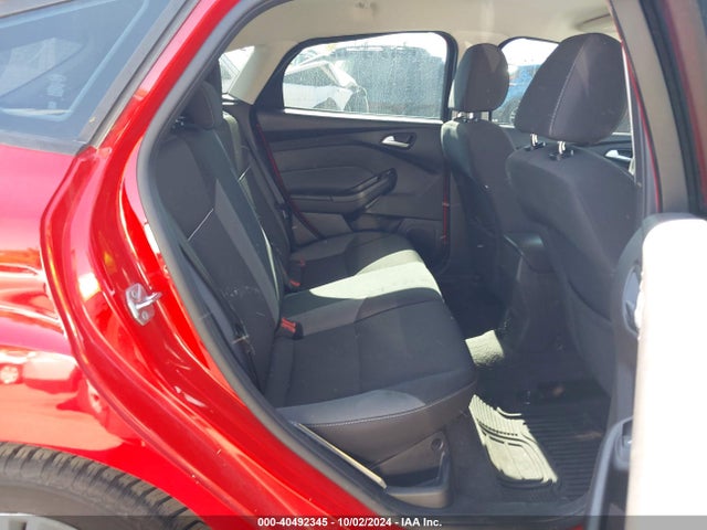 Ford FOCUS SE 2014 1FADP3K24EL373678 Image 8