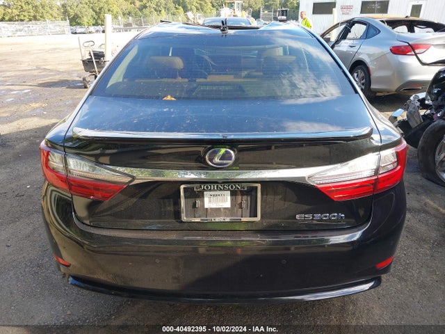 Lexus ES 300H 2017 JTHBW1GG3H2140459 Image 16