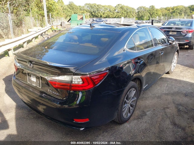 JTHBW1GG3H2140459 Lexus ES 300H