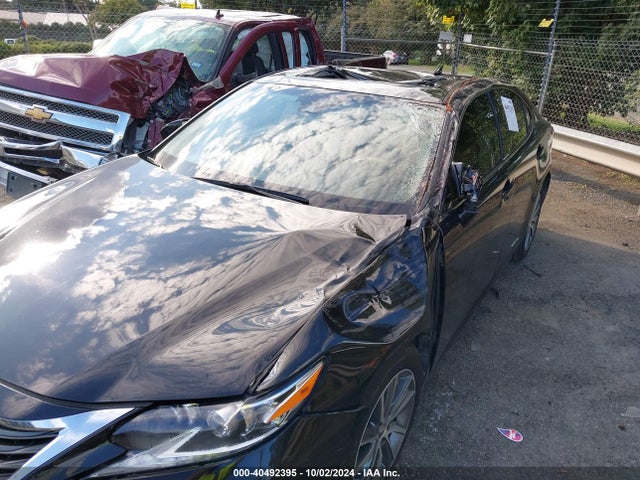 JTHBW1GG3H2140459 Lexus ES 300H