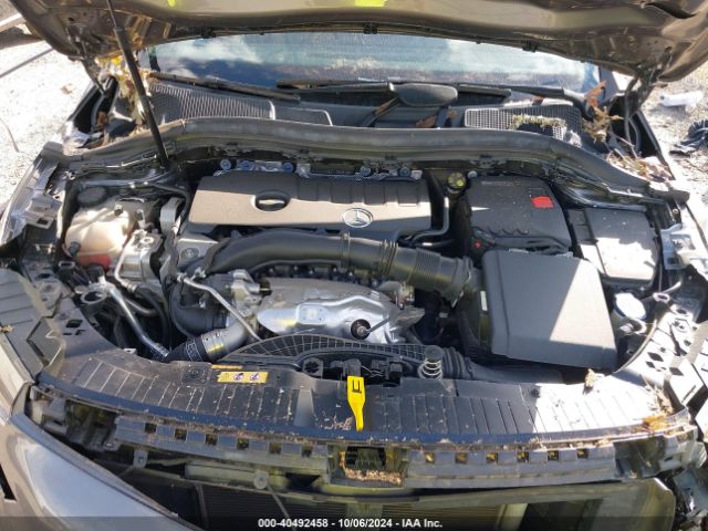 W1N4N4GB9NJ399843 Mercedes-Benz GLA 250