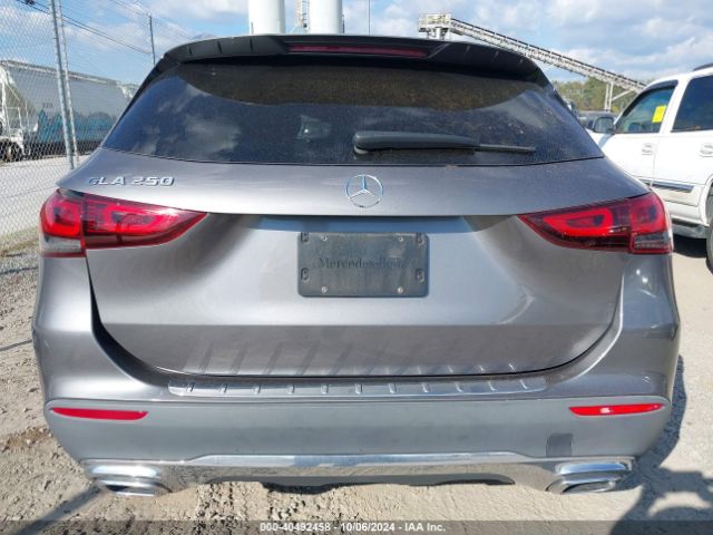 W1N4N4GB9NJ399843 Mercedes-Benz GLA 250