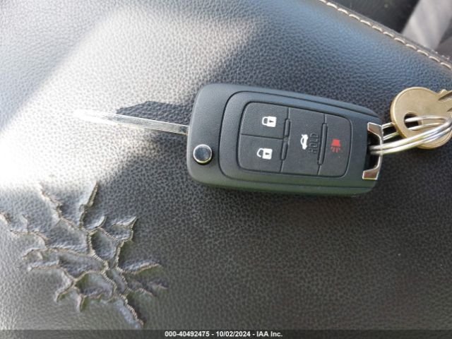 2G1105S33H9175572 Chevrolet IMPALA 1LT