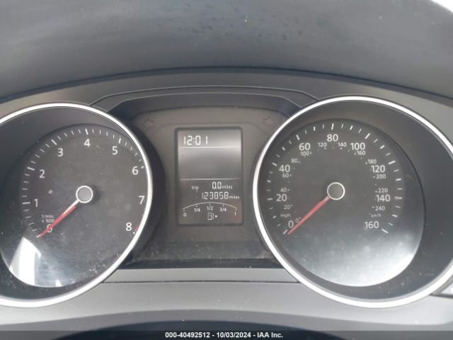 3VWD17AJ4FM403657 Volkswagen Jetta 1.8t Se