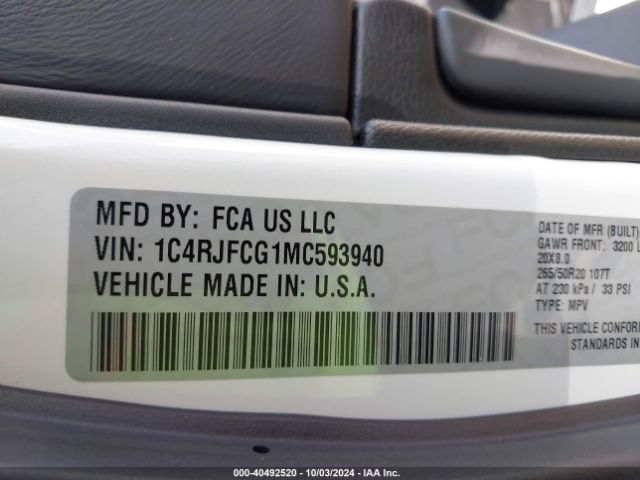 1C4RJFCG1MC593940 Jeep Grand Cherokee Overland 4x4