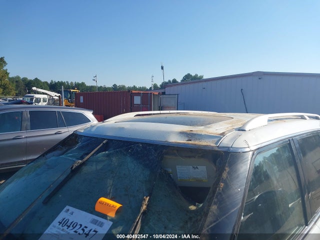JN8AZ2NDXH9831048 Infiniti QX80