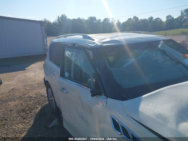 JN8AZ2NDXH9831048 Infiniti QX80