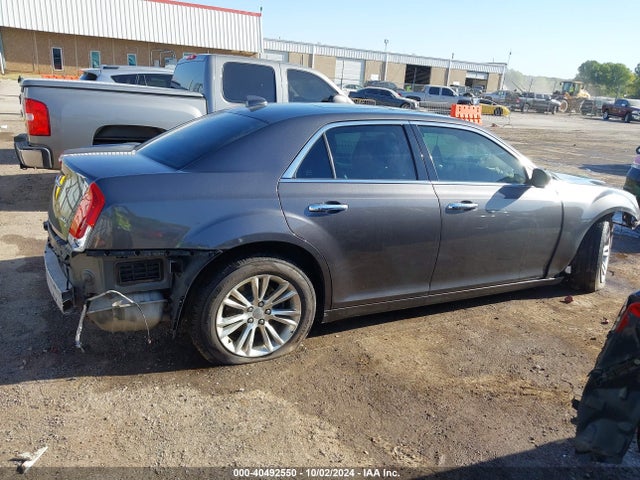 Chrysler 300C 2015 2C3CCAEG4FH815603 Image 13
