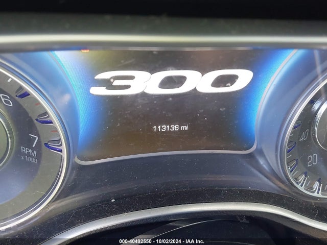 Chrysler 300C 2015 2C3CCAEG4FH815603 Image 15