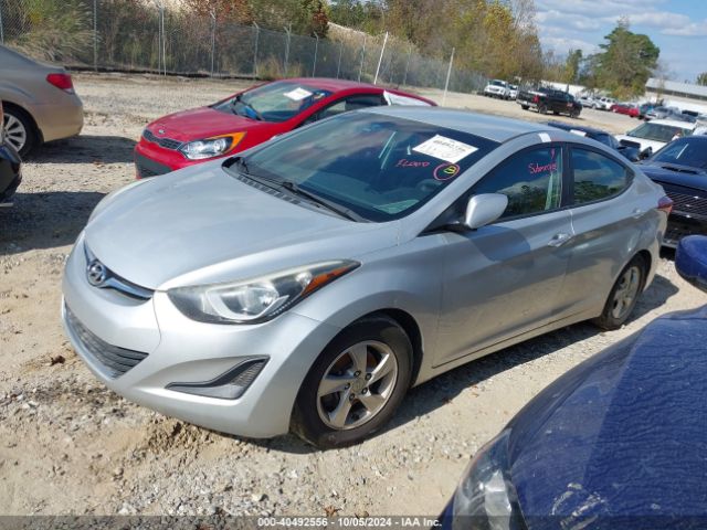 5NPDH4AE9FH551518 Hyundai ELANTRA SE