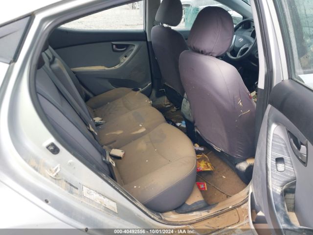 5NPDH4AE9FH551518 Hyundai ELANTRA SE