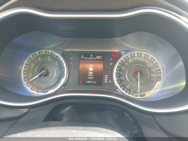Chrysler 200 Limited 2016 1C3CCCAG1GN144689 Image 7