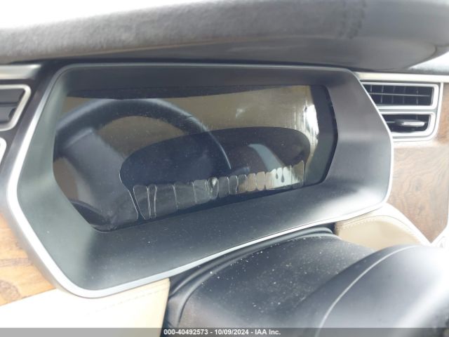 5YJXCDE21GF025847 Tesla MODEL X
