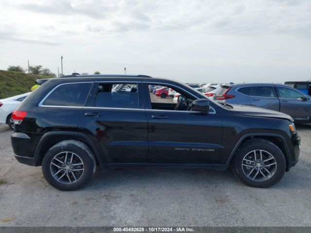 1C4RJEAG3JC512347 Jeep Grand Cherokee Laredo E 4x2