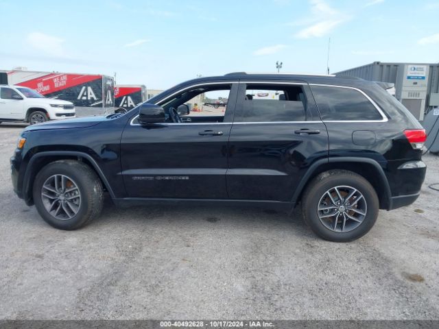1C4RJEAG3JC512347 Jeep Grand Cherokee Laredo E 4x2