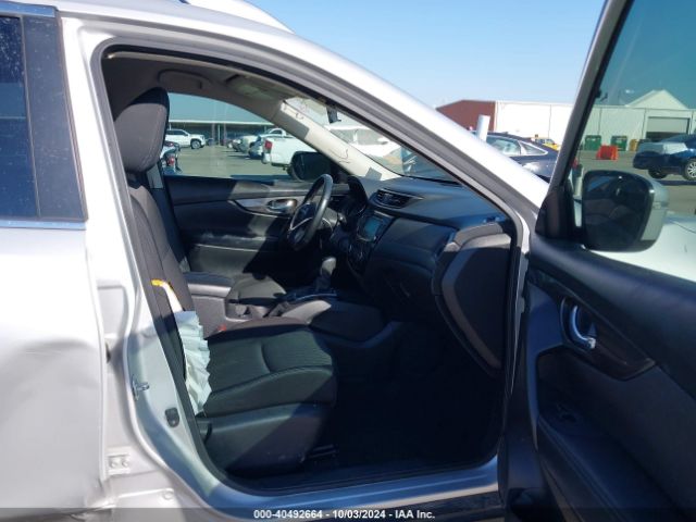 JN8AT2MT0KW258695 Nissan ROGUE SV