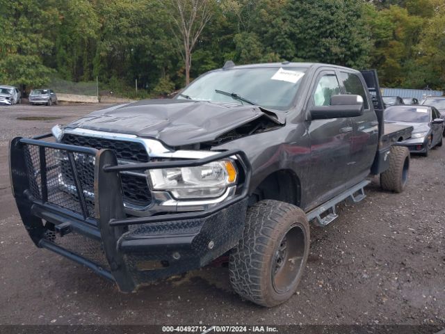 3C6UR5HJXKG626615 RAM 2500 Tradesman  4x4 8' Box