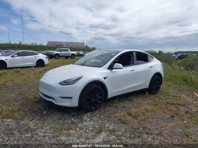 5YJYGDEE7MF084738 Tesla Model Y Long Range Dual Motor All-wheel Drive