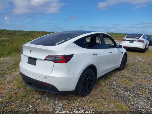 5YJYGDEE7MF084738 Tesla Model Y Long Range Dual Motor All-wheel Drive