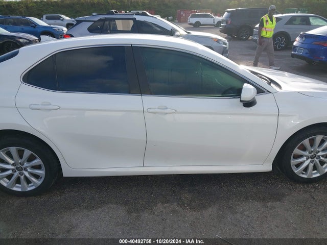 Toyota CAMRY LE 2020 4T1C11AK6LU954101 Image 12
