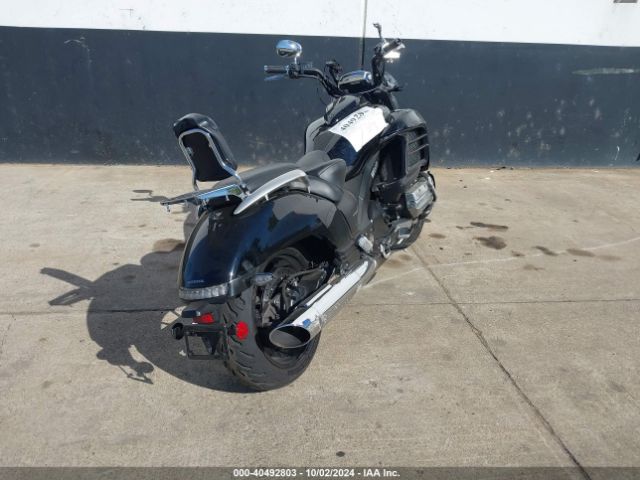 2014 HONDA GL1800 JH2SC6803EK000715 Photo 3