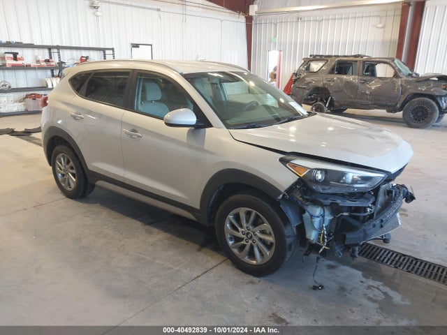 Hyundai TUCSON SE 2017 KM8J3CA46HU316940 Image 1