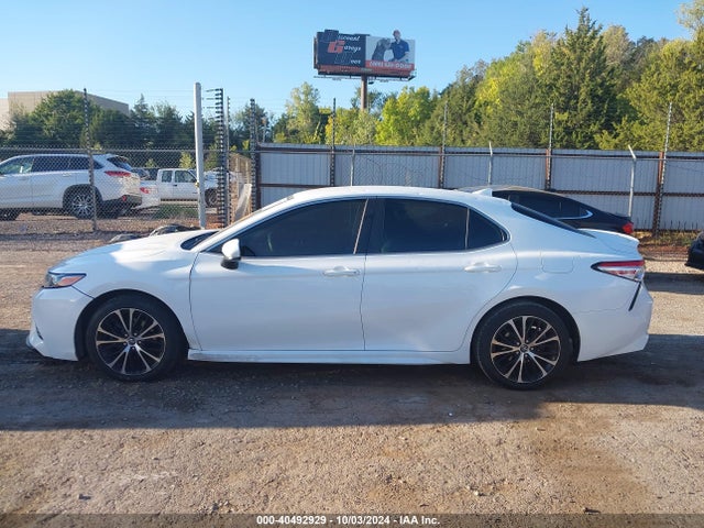 4T1G11AKXLU900575 Toyota CAMRY SE