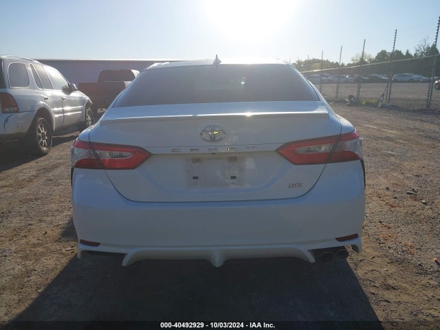 4T1G11AKXLU900575 Toyota CAMRY SE