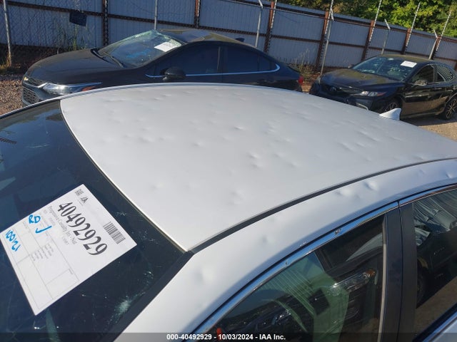4T1G11AKXLU900575 Toyota CAMRY SE